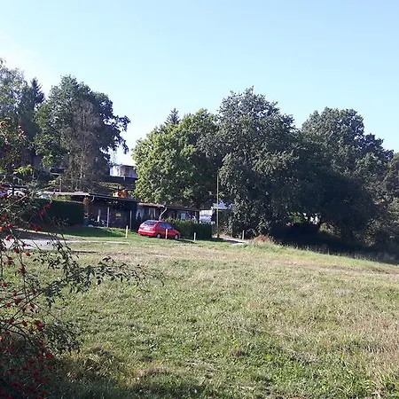 Kemp Prehrada Hracholusky - Chata U Vody *