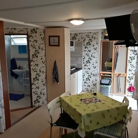 Prehrada Hracholusky - Chata U Vody